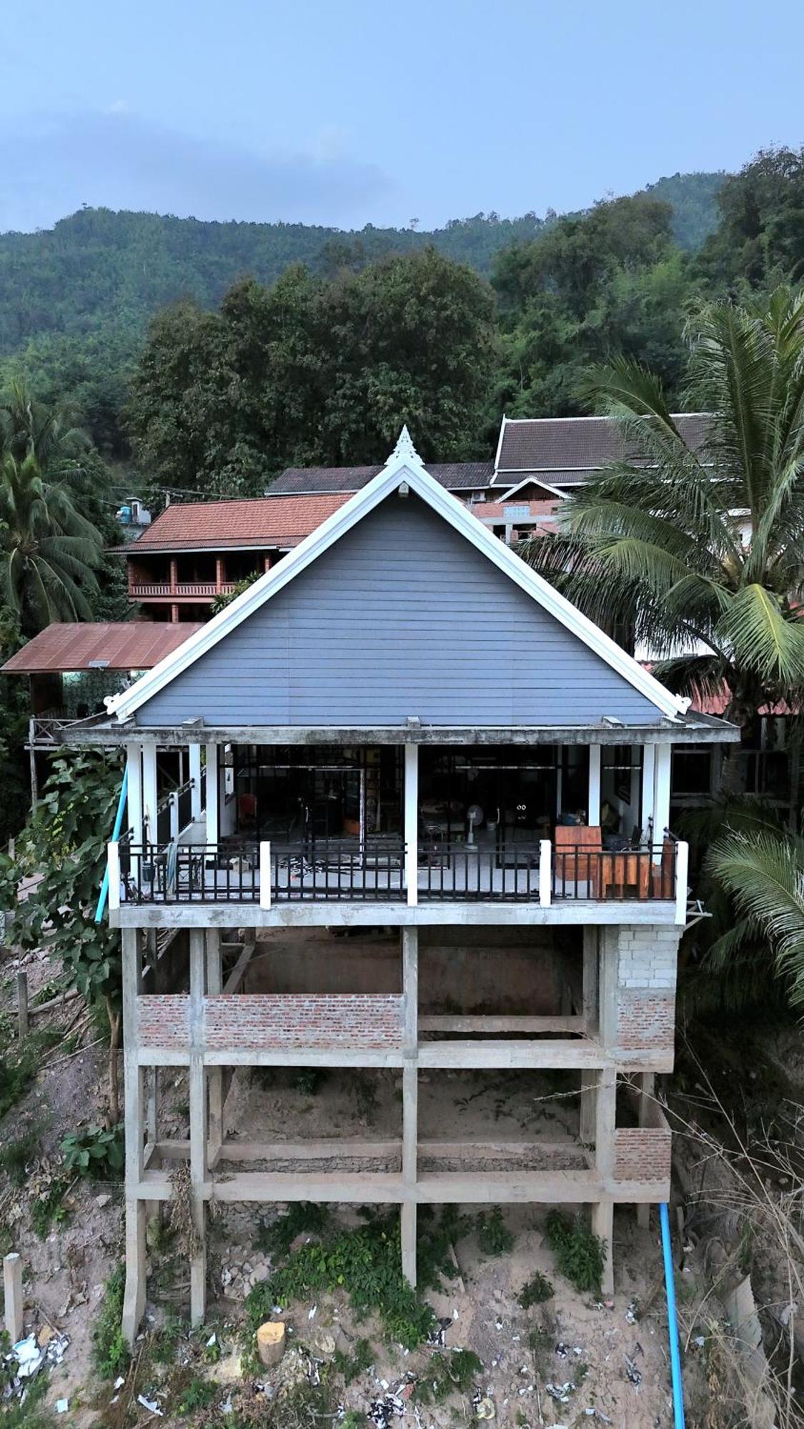 Inn Riverside Hostel Pb Pakbeng Exterior photo